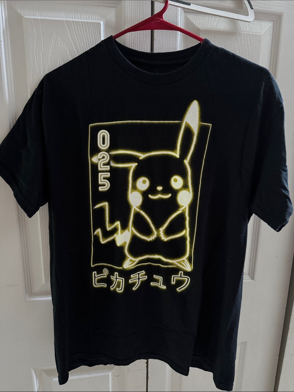 Pokémon Exclusive  Pikachu ( Nintendo Shop) 25th Anniversary T Shirt .  MEDIUM